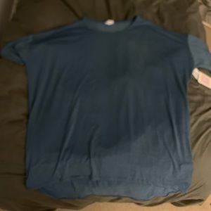 NWOT Lularoe T-shirt